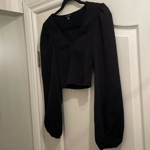 Dynamite cropped black long sleeve with smocked waist and puffy sleeve